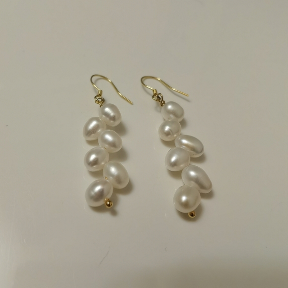 Pearl earrings - Picture 2 of 3